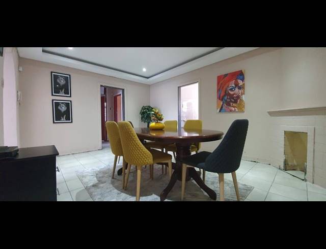 3 BEDROOM HOUSE FOR SALE IN SOUTH HILLS